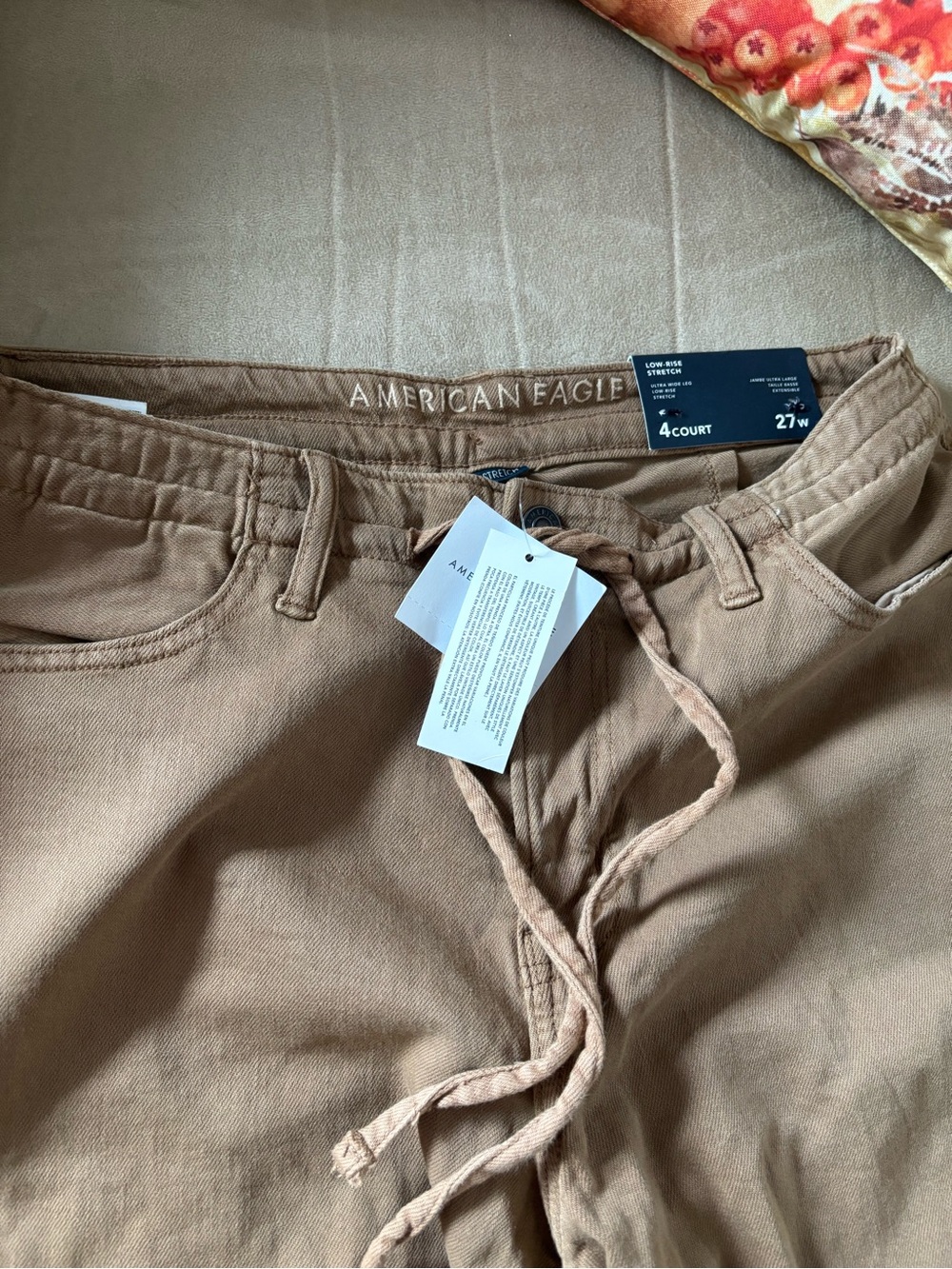 American Eagle Outfitters Women’s High-Rise Jeans in Tan